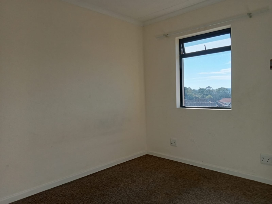 2 Bedroom Property for Sale in Kidds Beach Eastern Cape